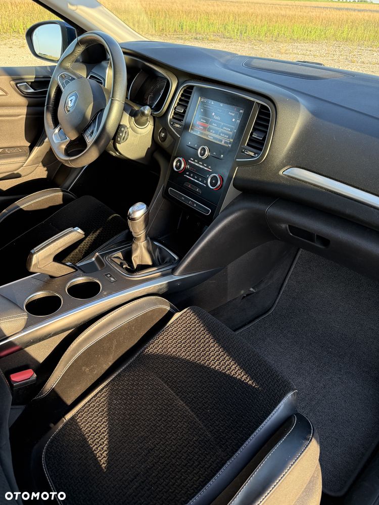 Renault Megane 1.5 dCi Bose Edition - 8