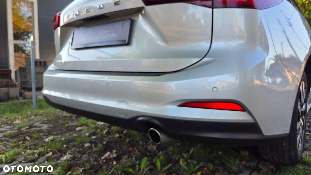 Ford Focus Turnier 1.5 EcoBlue Start-Stopp-System TITANIUM STYLE - 10