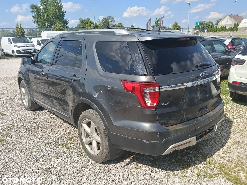 Ford Explorer - 5