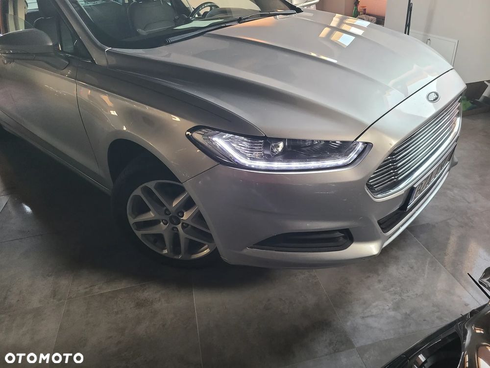 Ford Fusion - 17