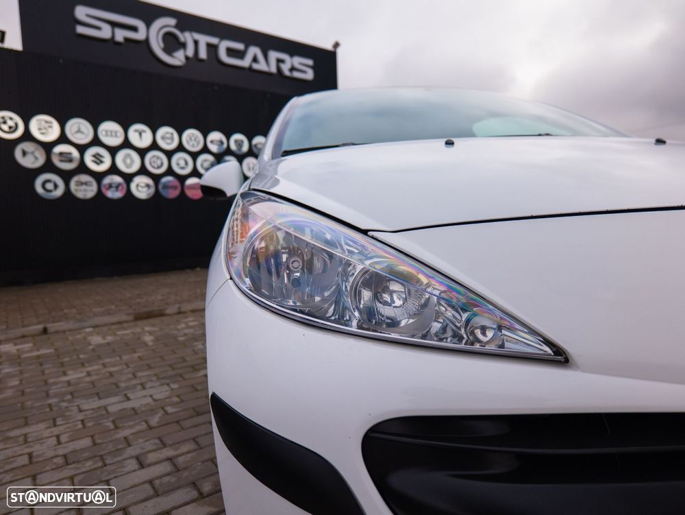 Peugeot 207 1.4 HDi Urban - 23