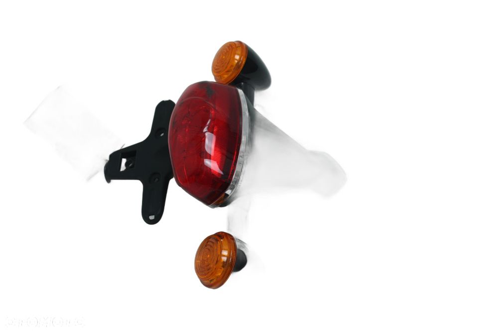 LAMPA TYLNA KIERUNKOWSKAZY Triumph Bonneville T100 22-23 - 4