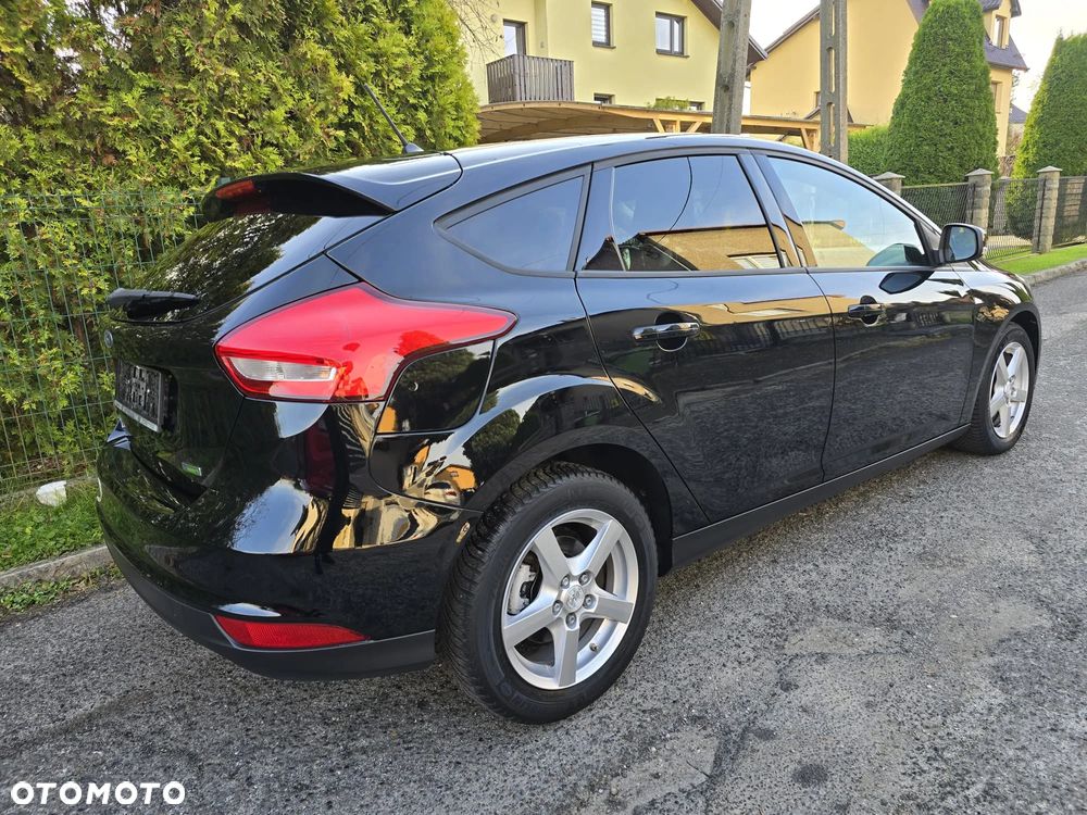 Ford Focus ver-1-0-ecoboost-trend-edition - 8