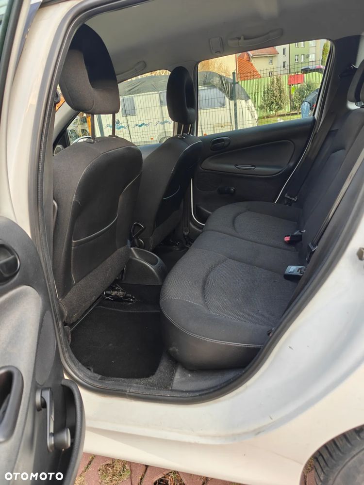 Peugeot 206 - 7