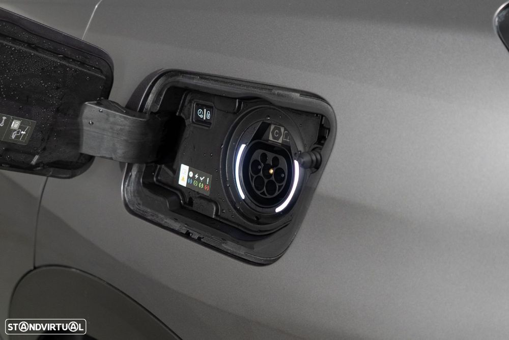 Peugeot 3008 1.6 Hybrid4 GT e-EAT8 - 18