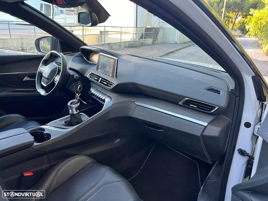 Peugeot 5008 1.2 PureTech GT Line - 19
