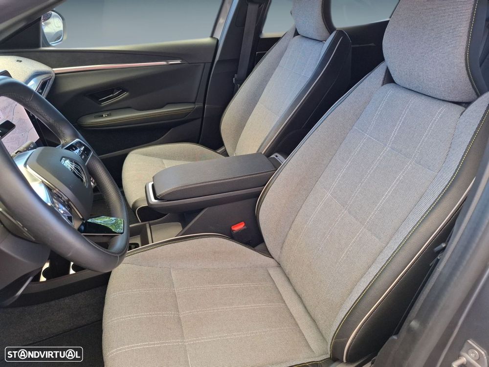 Renault Mégane E-Tech - 11
