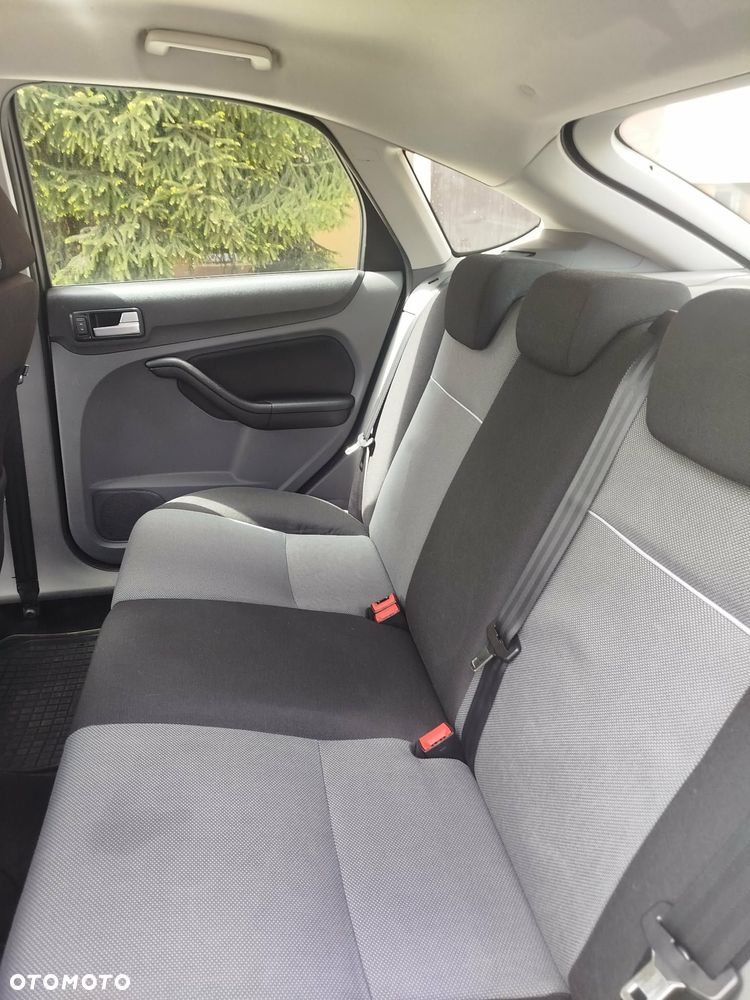 Ford Focus 1.8 FF Trend - 5