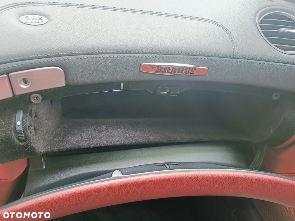 Mercedes-Benz SL - 25