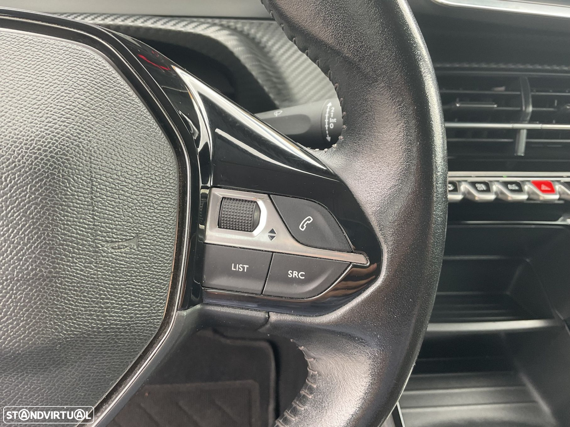 Peugeot 208 1.2 PureTech Active Pack - 28