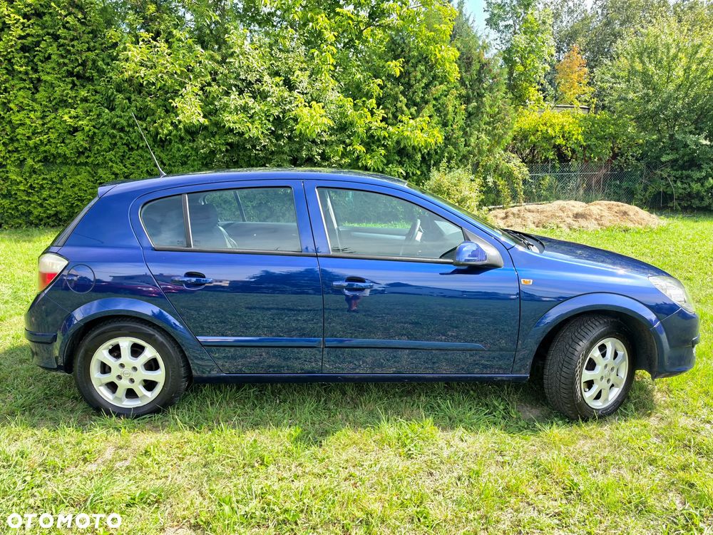 Opel Astra 1.4 Enjoy - 2
