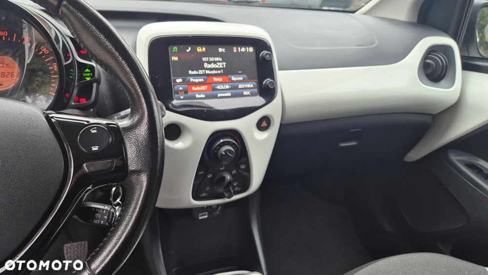 Toyota Aygo x-play - 34