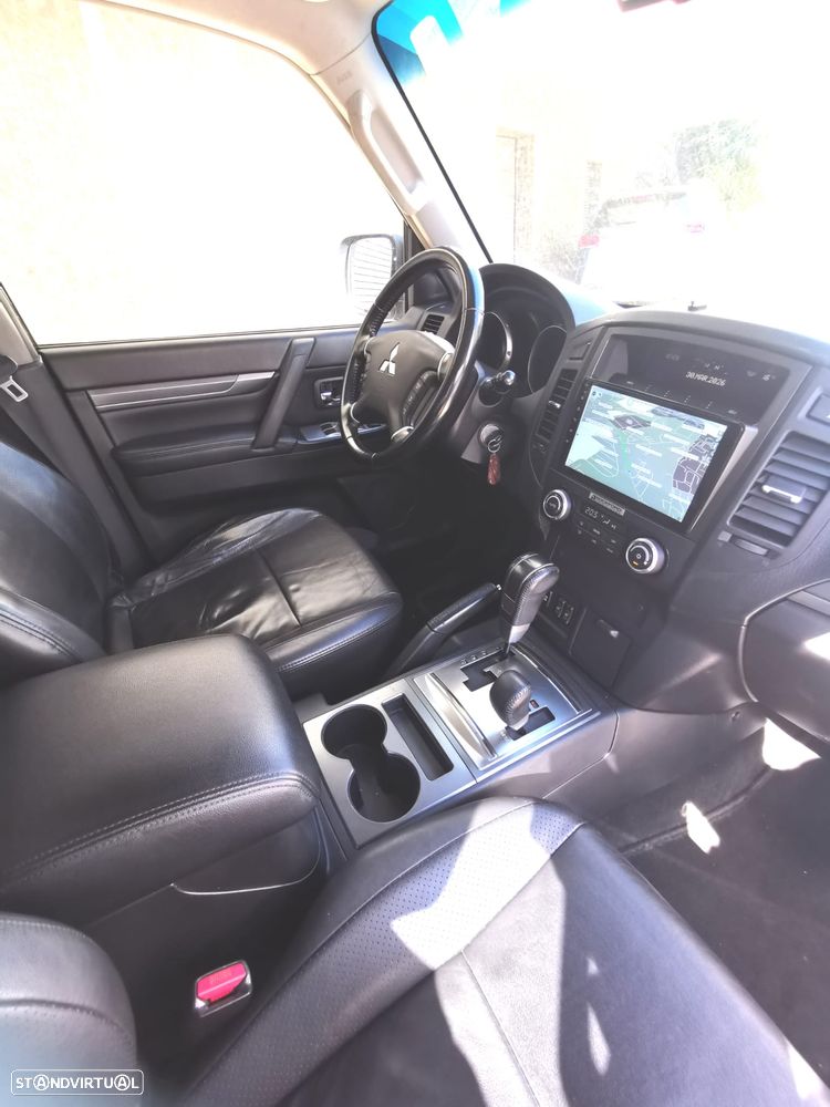 Mitsubishi Pajero 3.2 DI-D GLS BT+CA - 8