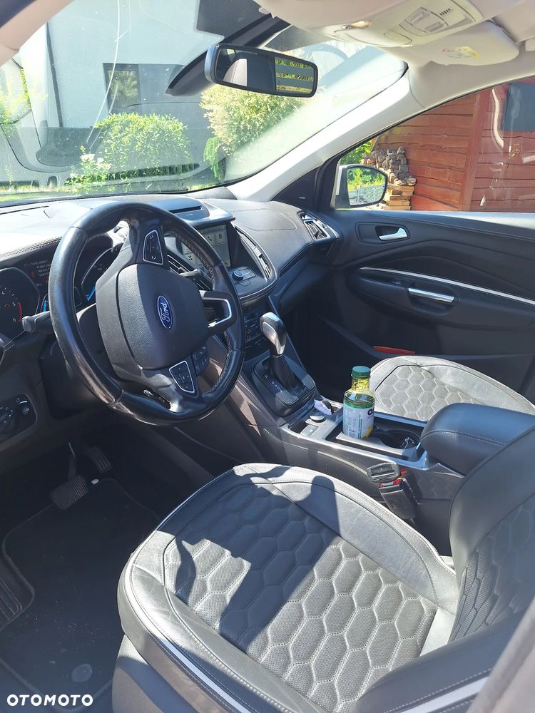 Ford Kuga 2.0 TDCi 4x4 Vignale - 3