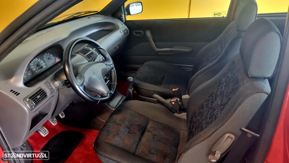 Fiat Punto Sport 16V - 6