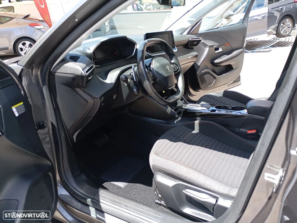 Peugeot 208 PureTech 100 EAT8 Active Pack - 10