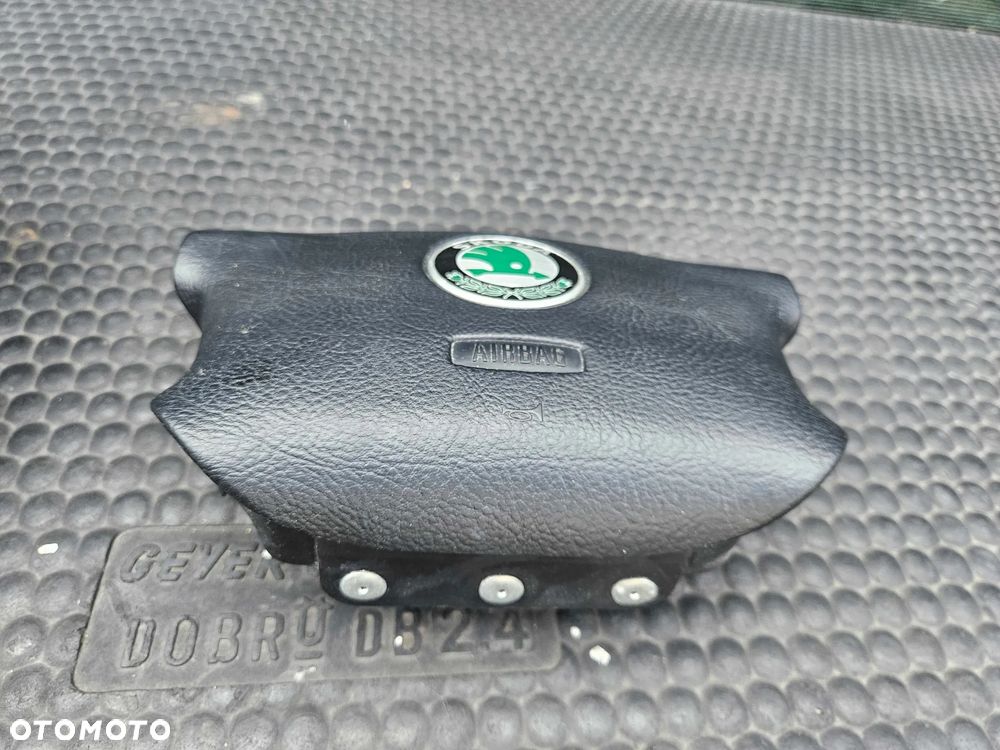 Kierownica 4 Ramienna 1J0419091AA 1U0880201A Czarna Air Bag Poduszka Skoda Octavia I 1 2001r VW Seat AUDI - 30