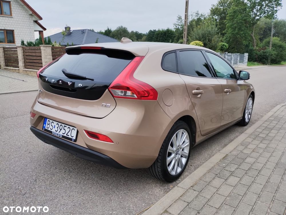 Volvo V40 - 2