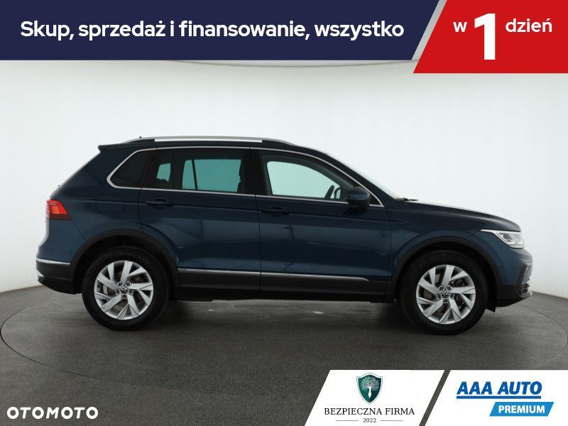 Volkswagen Tiguan - 7