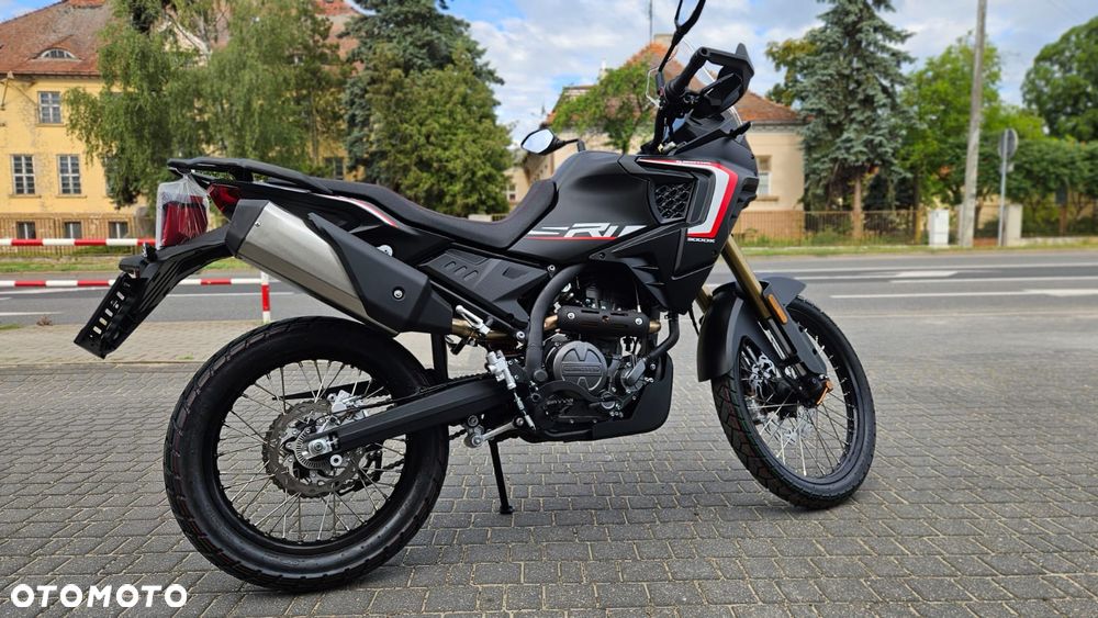 QJMOTOR SRT 300DX - 2