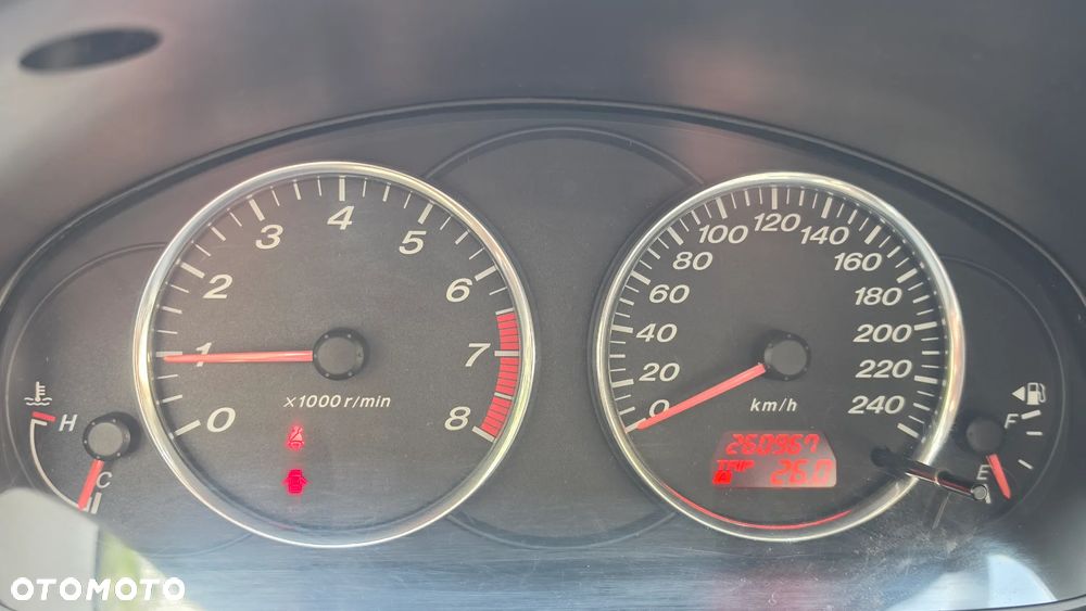 Mazda 6 2.0 16V Touring - 17