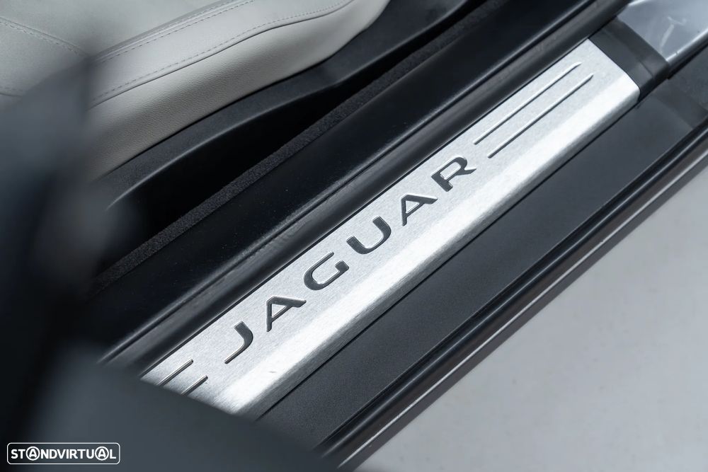 Jaguar F-Type P300 Aut. - 17