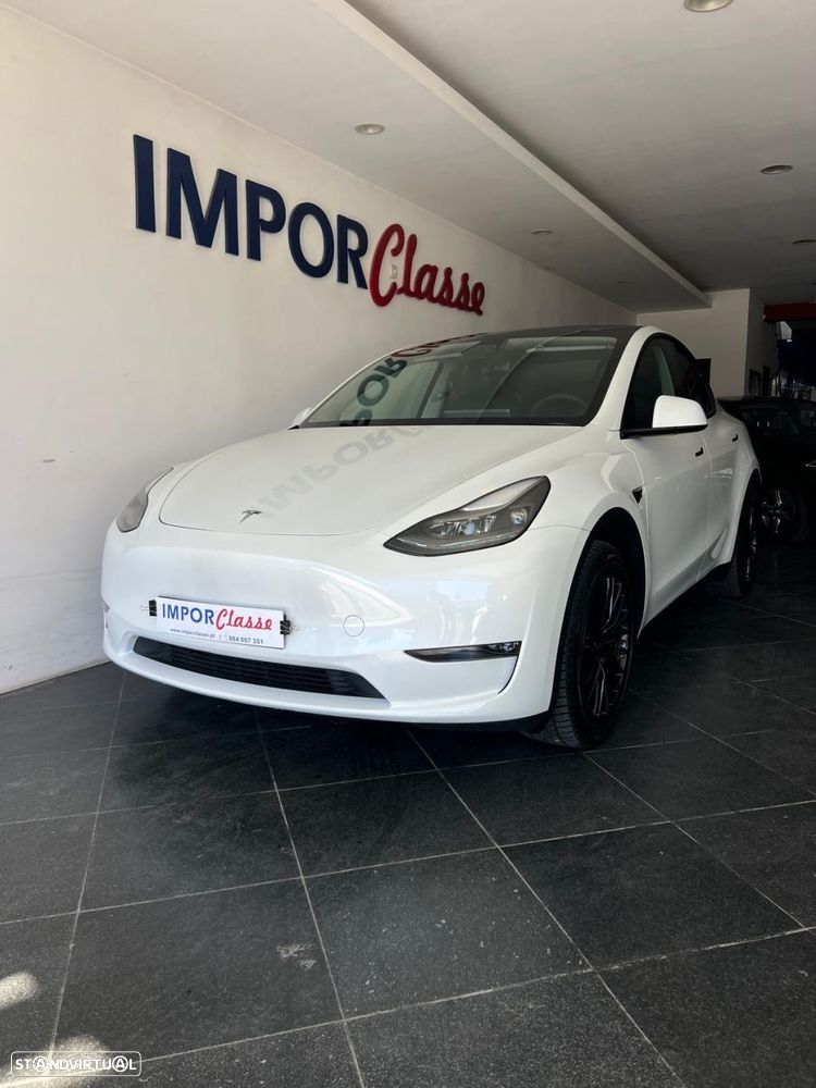 Tesla Model Y Long Range Dual Motor AWD - 1