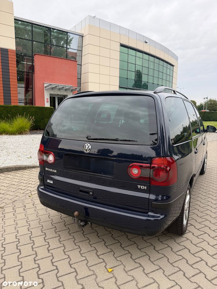 Volkswagen Sharan - 4