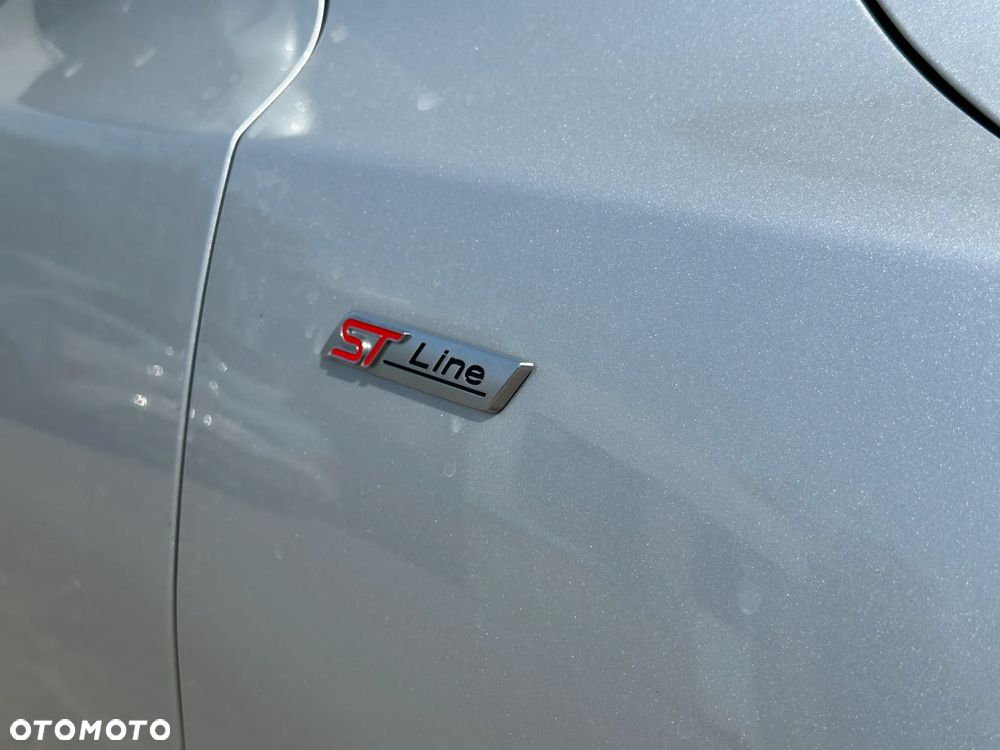 Ford Focus SW - 8