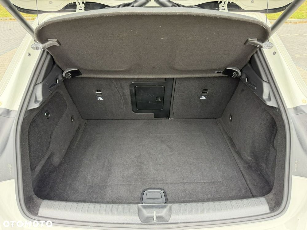 Mercedes-Benz GLA 220 CDI 7G-DCT AMG Line - 40