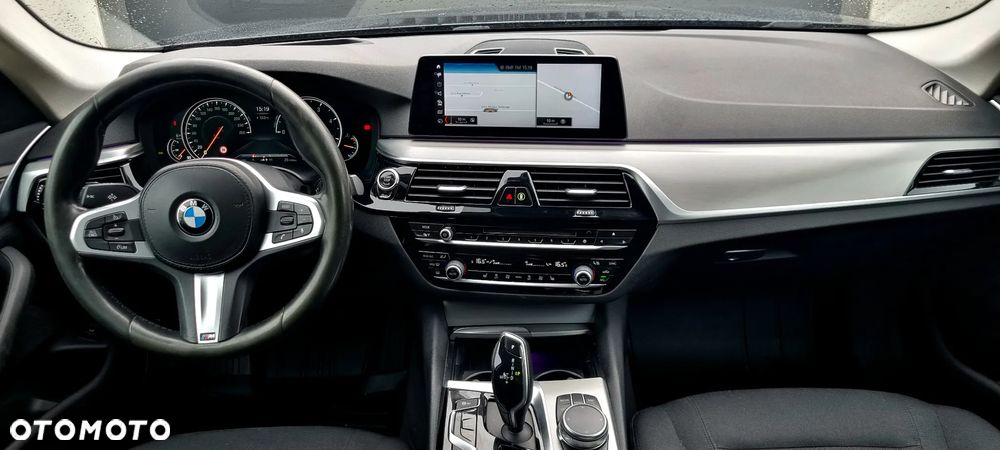 BMW Seria 5 520d Luxury Line - 25
