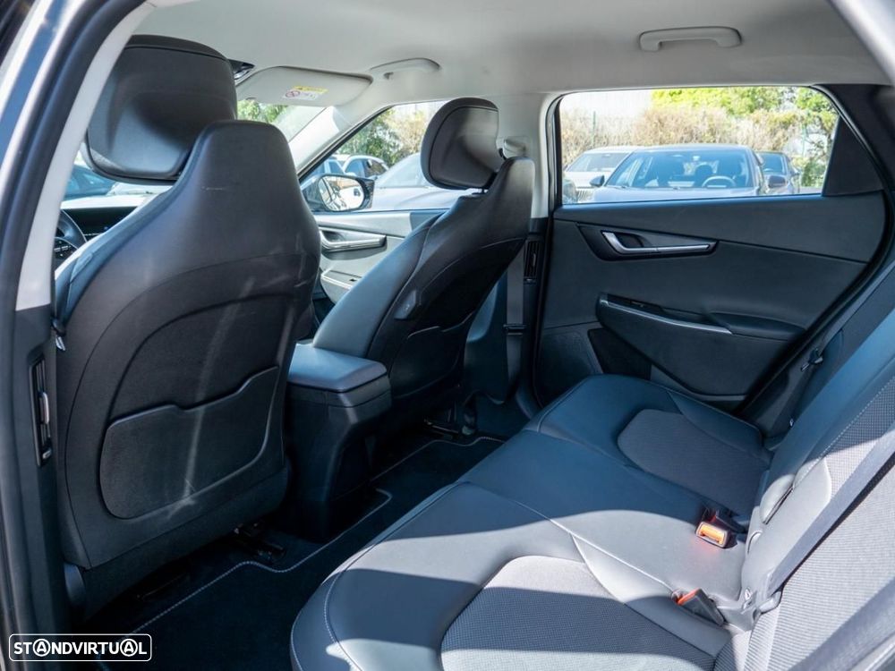 Kia EV6 77,4-kWh Business - 24