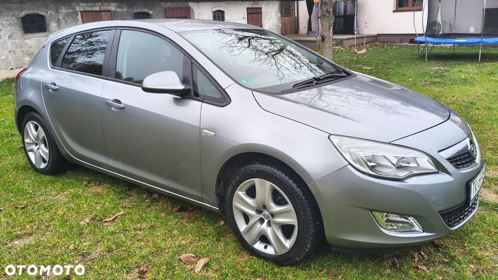 Opel Astra - 2
