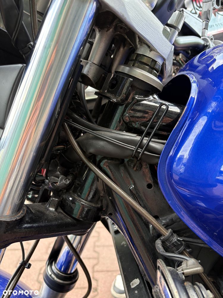 Yamaha XJR - 35