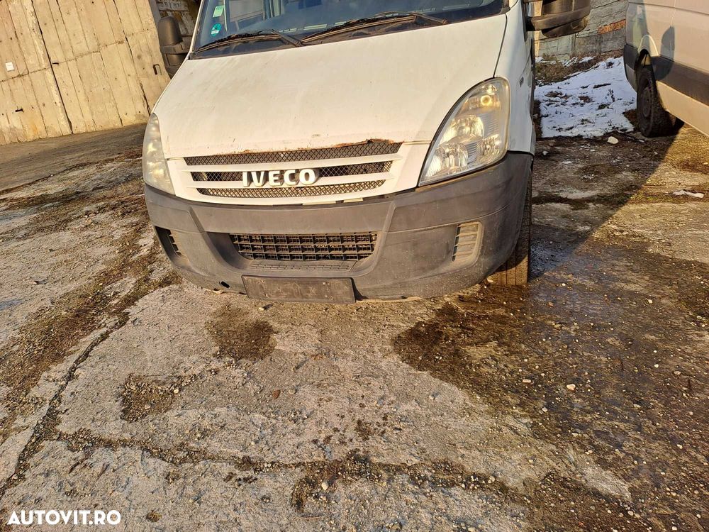 Dezmembrez Iveco daily mot 2.3hpi cutie semiautomata 2009 - 3