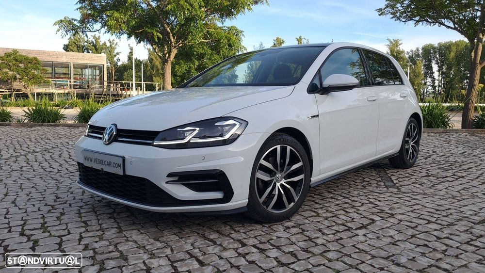 VW Golf 1.5 eTSI R-Line DSG - 2