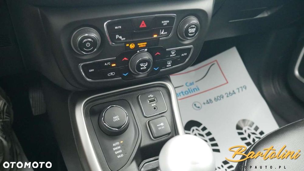 Jeep Compass - 15