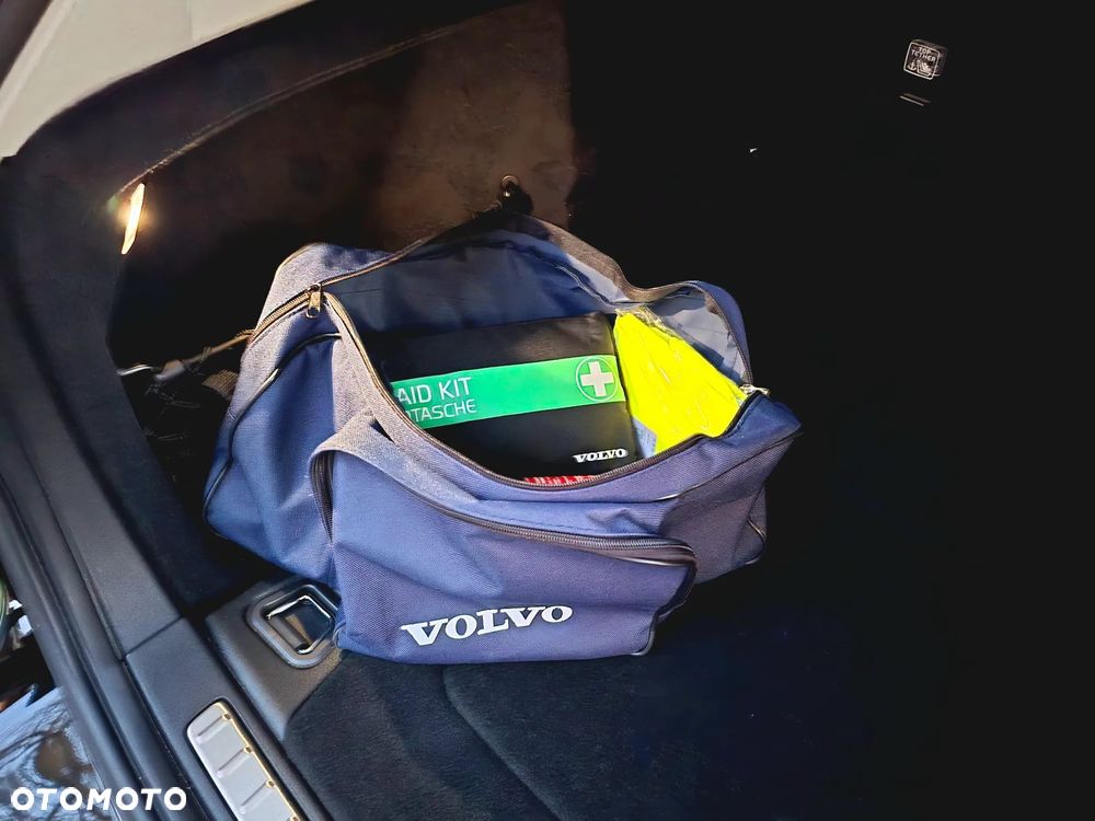 Volvo V60 B4 D Momentum Pro - 14