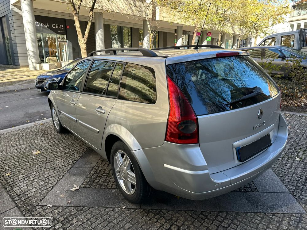 Renault Mégane Break 1.5 dCi Dynamique - 4