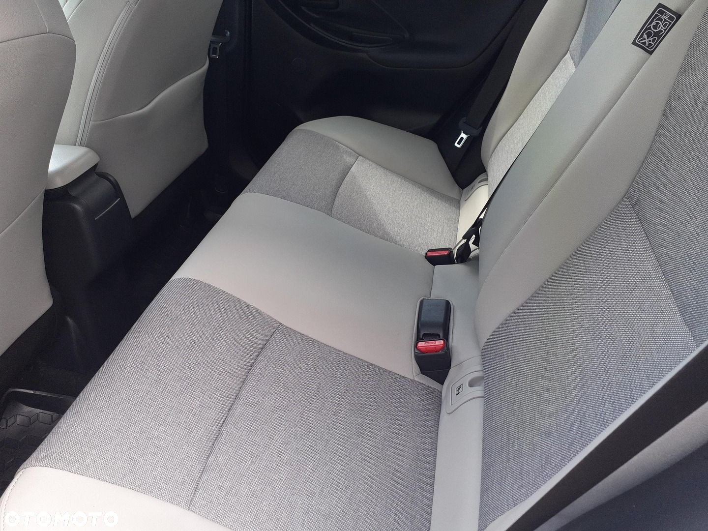 Toyota Yaris - 10