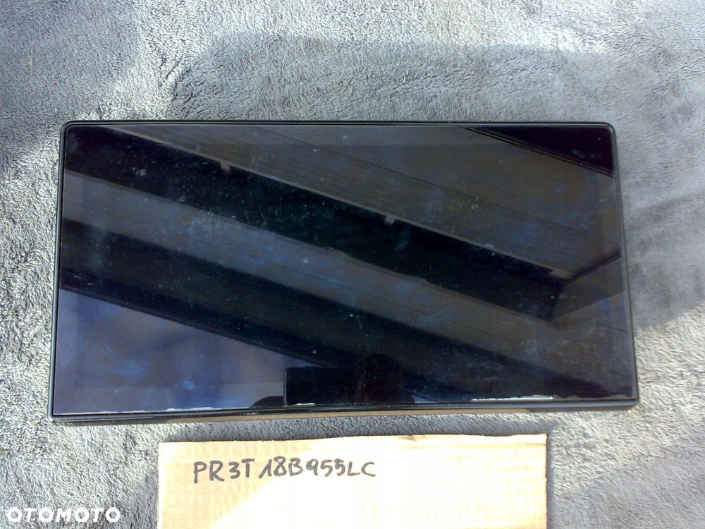 ford mustang vii mk7 s650 2024 - radio monitor panel wyświetlacz w konsoli - 1