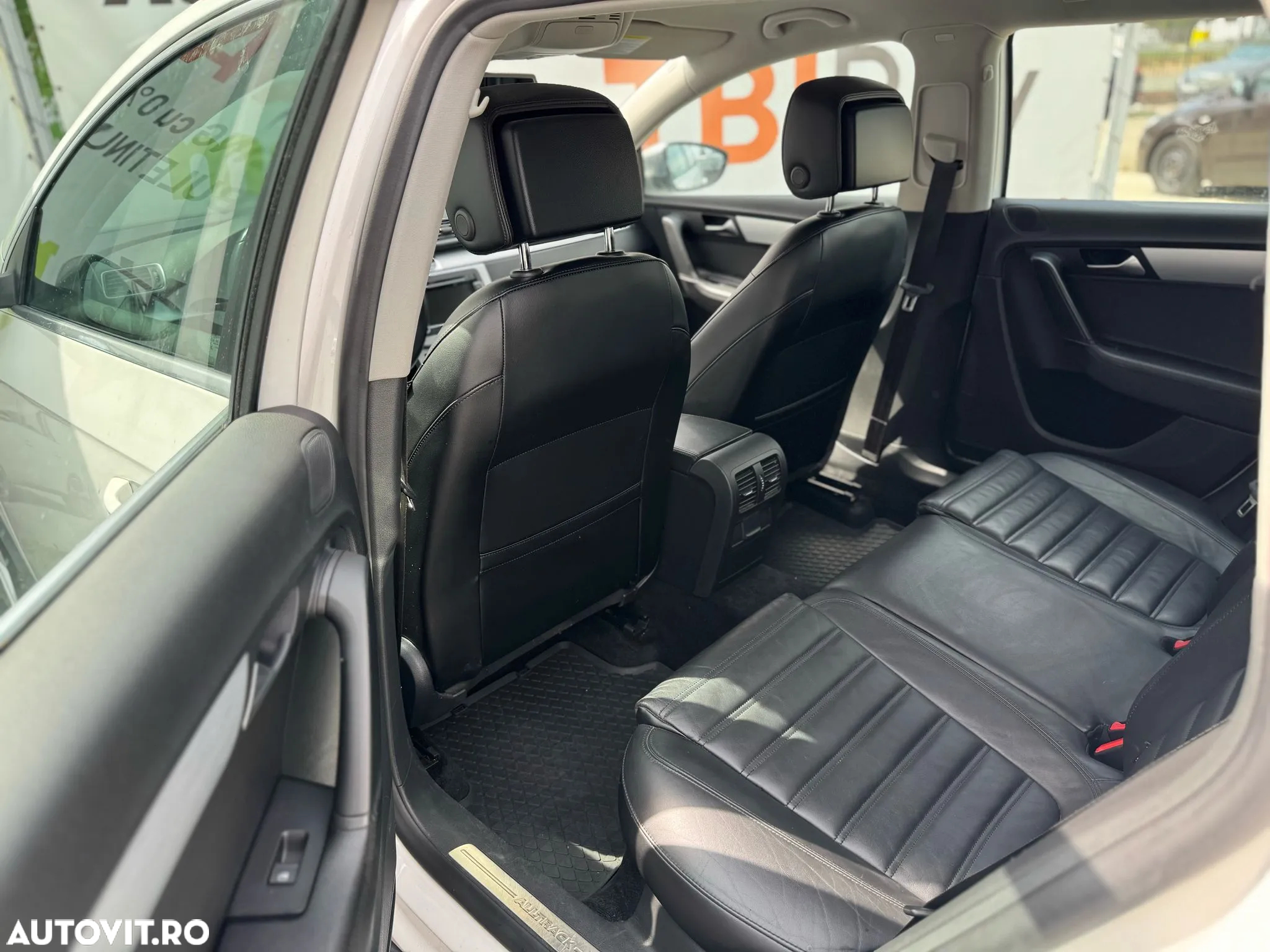 Volkswagen Passat Alltrack - 28