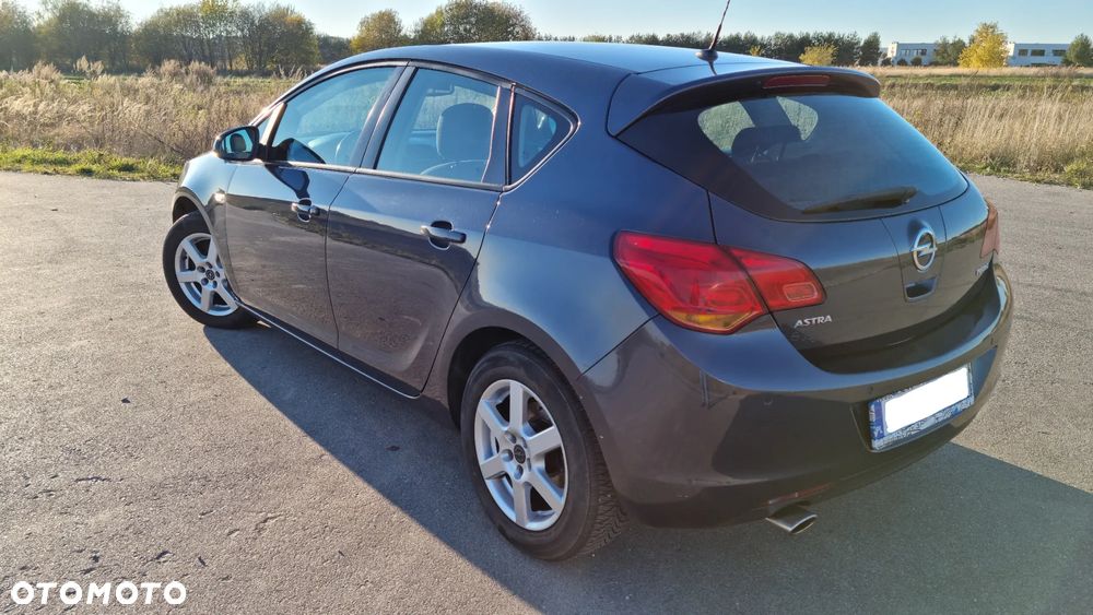 Opel Astra 1.4 Turbo Cosmo - 5