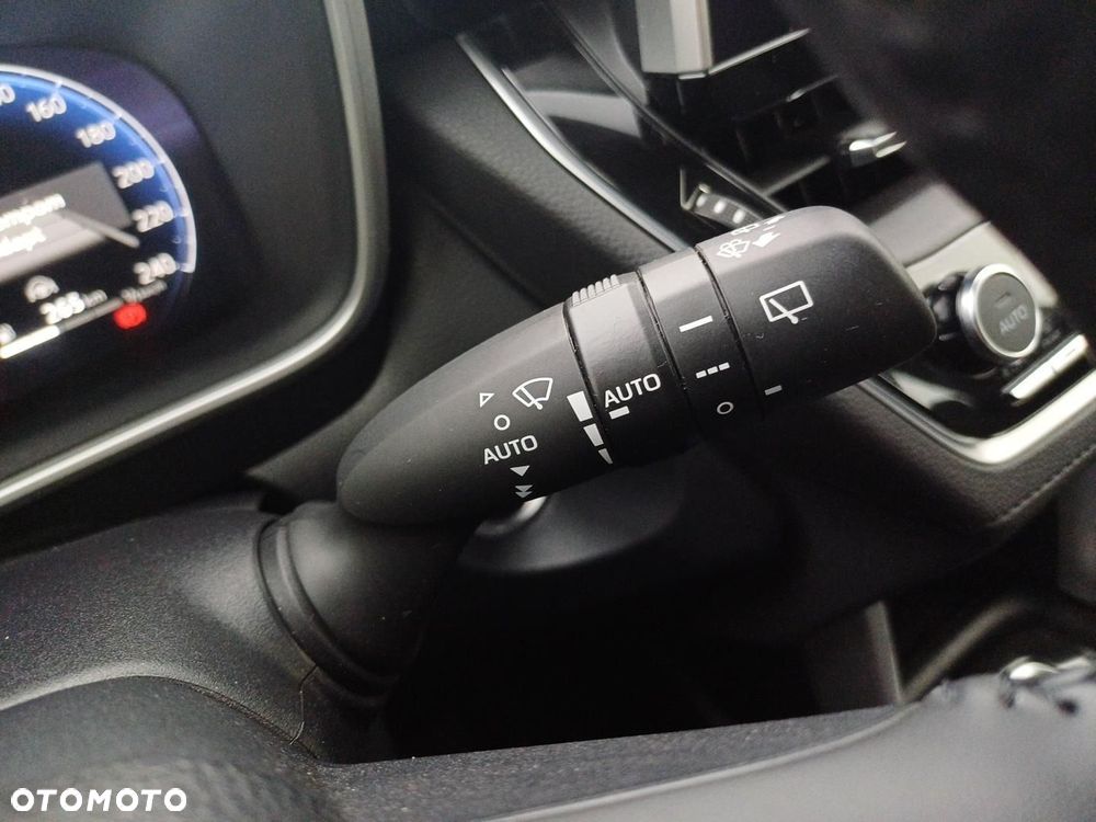 Toyota Corolla Cross - 20