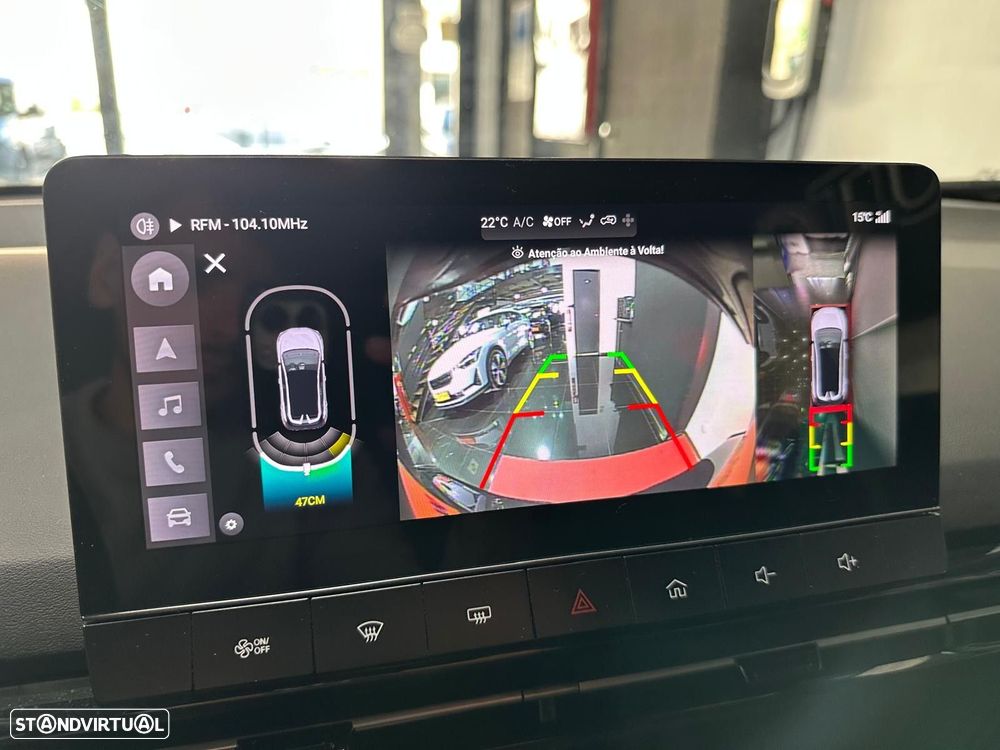 MG MG4 64 kWh Luxury - 40