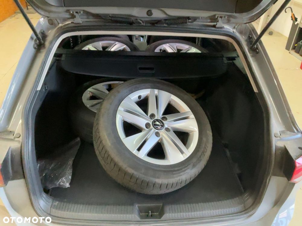 Volkswagen Golf 2022 photo 3