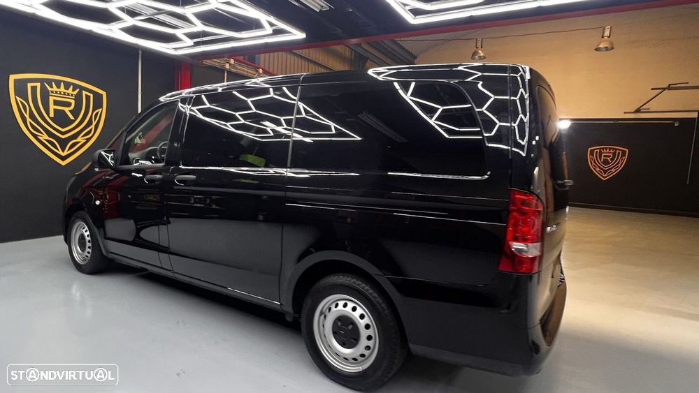 Mercedes-Benz Vito Extra-Longa Aut. SHUTTLE - 29