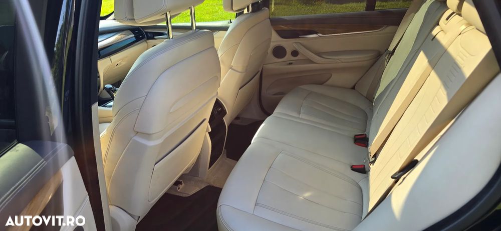 BMW X5 xDrive40d - 10