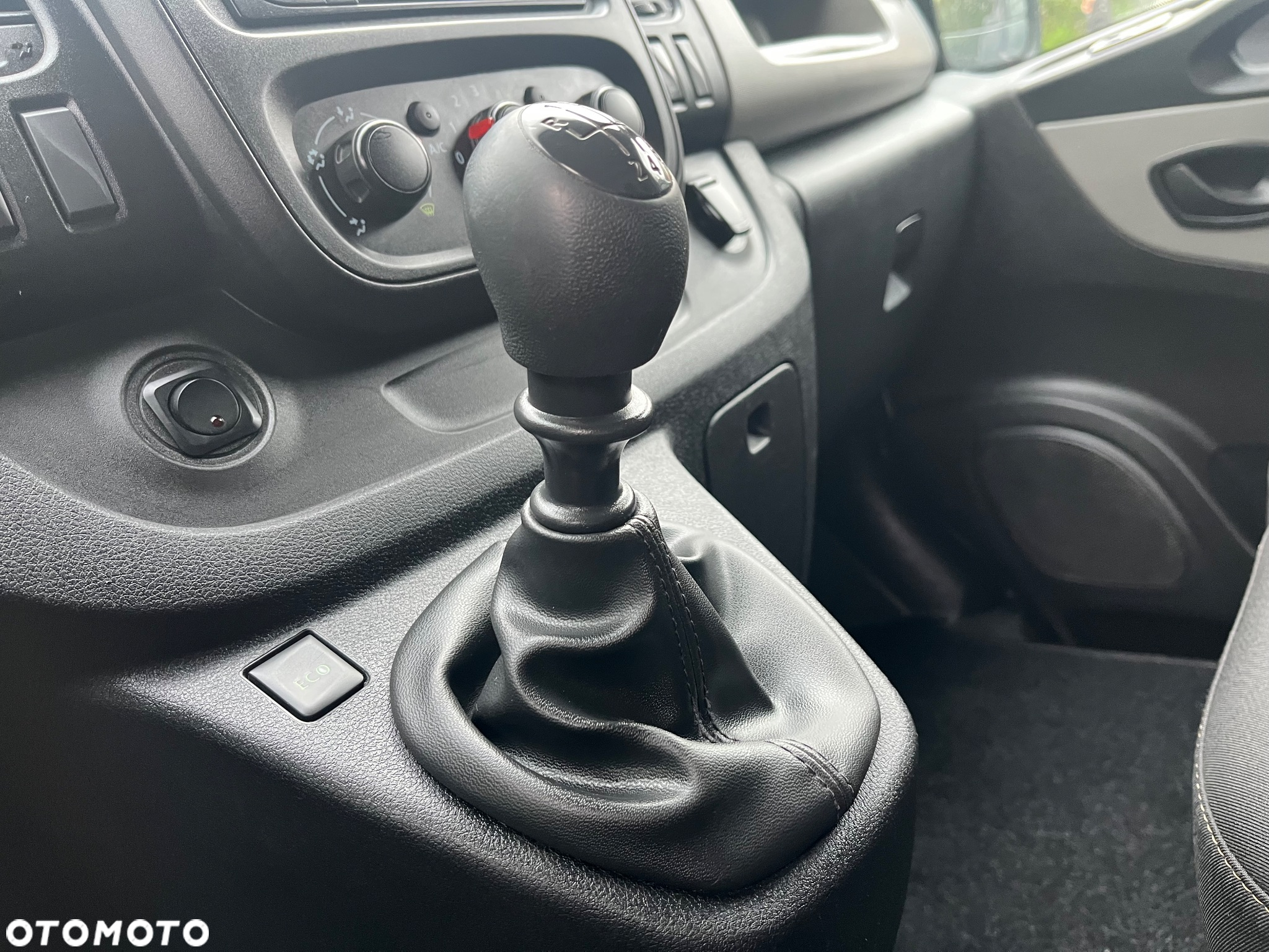 Renault trafic - 22