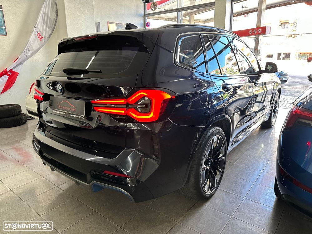 BMW iX3 M Sport Impressive - 8
